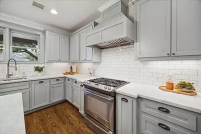 950 Omar Street, Houston, TX 77009 - Photo 18