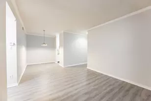 10047 Westpark Dr, Houston, TX 77042 - Photo 6