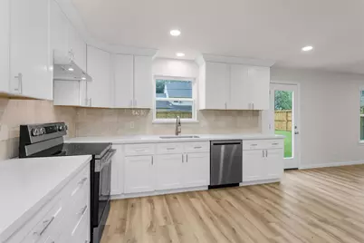 5306 Green Springs Drive, Houston, TX 77066 - Photo 18