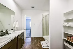 21223 Riverdew Dr, Katy, TX 77449 - Photo 18