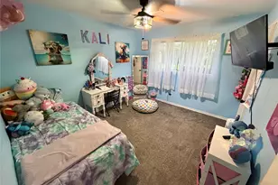905 Southside Dr, Angleton, TX 77515 - Photo 16