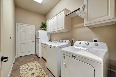 2366 Opal Springs Lane, Friendswood, TX 77546 - Photo 28