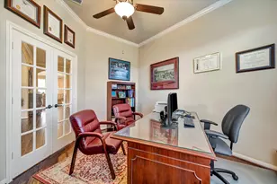 2366 Opal Springs Ln, Friendswood, TX 77546 - Photo 12