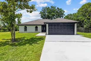 2730 Mary Ln, Dickinson, TX 77539 - Photo 8