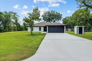 2730 Mary Ln, Dickinson, TX 77539 - Photo 2