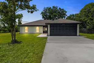 2730 Mary Ln, Dickinson, TX 77539 - Photo 1