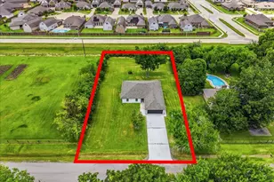 2730 Mary Ln, Dickinson, TX 77539 - Photo 4