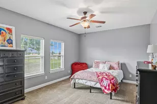 135 Apache, Franklin, TX 77856 - Photo 32