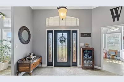 135 Apache, Franklin, TX 77856 - Photo 4