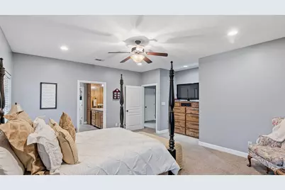 135 Apache, Franklin, TX 77856 - Photo 28