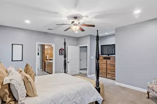 135 Apache, Franklin, TX 77856 - Photo 28