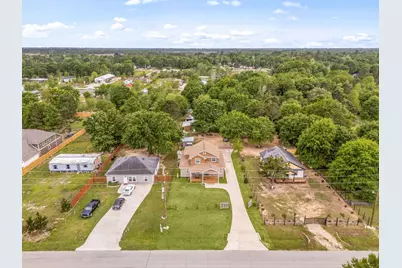 664 County Road 3404, Cleveland, TX 77327 - Photo 42