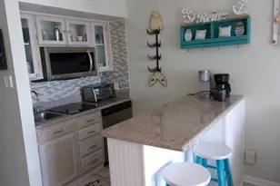 6300 Seawall Blvd, Galveston, TX 77551 - Photo 20