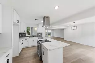11415 Overbrook Ln, Houston, TX 77077 - Photo 6