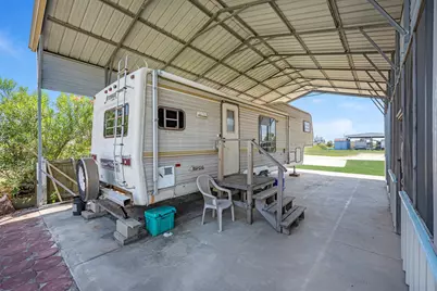 1476 Mabry Street, Gilchrist, TX 77617 - Photo 14