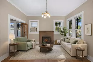 208 Summit St, Schulenburg, TX 78956 - Photo 4