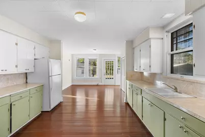 208 Summit Street, Schulenburg, TX 78956 - Photo 12