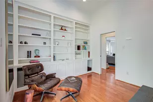 15835 N Barkers Landing Rd, Houston, TX 77079 - Photo 20