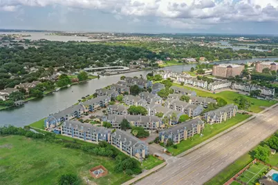 18519 Egret Bay Boulevard #1706, Webster, TX 77058 - Photo 30