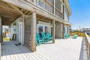 13037 John Reynolds Rd, Galveston, TX 77554 - Photo 16