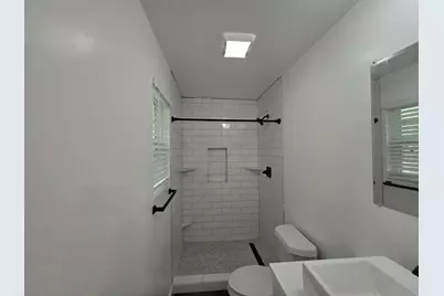 4622 Cypress Lakes Circle, Cleveland, TX 77327 - Photo 10