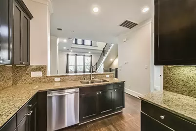 1049 W 22nd Street #C, Houston, TX 77008 - Photo 12