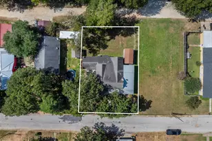 488 7th St, Somerville, TX 77879 - Photo 2