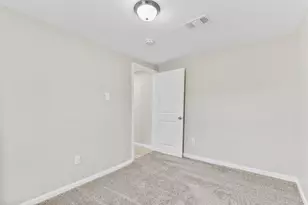 6905 Speaker St, Hitchcock, TX 77563 - Photo 10