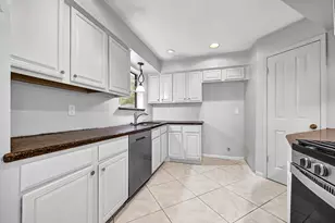 2903 Woodland Grove Dr, Houston, TX 77339 - Photo 10