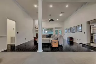 206 Cascade Ct, Lufkin, TX 75901 - Photo 4