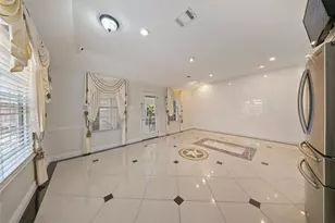 6526 N Gena Lee Dr, Houston, TX 77064 - Photo 8