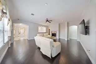 6526 N Gena Lee Dr, Houston, TX 77064 - Photo 4