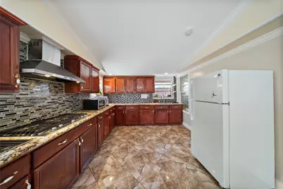 6526 N Gena Lee Drive, Houston, TX 77064 - Photo 10