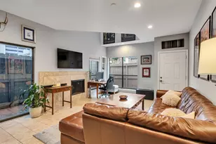 1829 Augusta Dr, Houston, TX 77057 - Photo 6