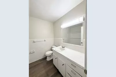 500 Willow Drive #B4, Lake Jackson, TX 77566 - Photo 10