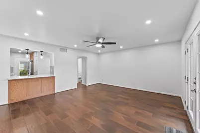 11550 Chimney Rock Road #536, Houston, TX 77035 - Photo 4