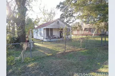 502 Camp Street, Alleyton, TX 78935 - Photo 2