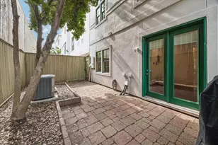 6015 Post Oak Green Ln, Houston, TX 77055 - Photo 10