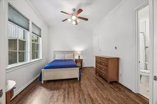6015 Post Oak Green Ln, Houston, TX 77055 - Photo 8