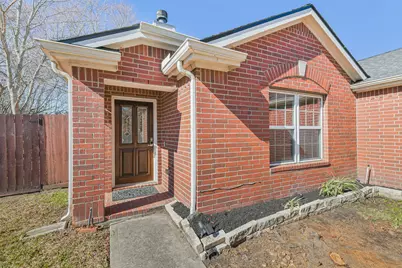 3711 Norwood Glen Lane, Friendswood, TX 77546 - Photo 6