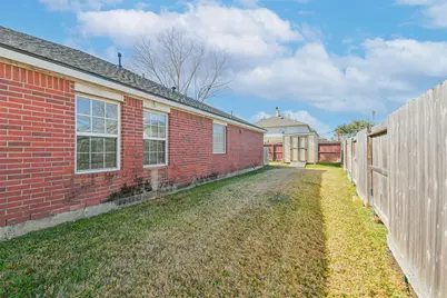 3711 Norwood Glen Lane, Friendswood, TX 77546 - Photo 40