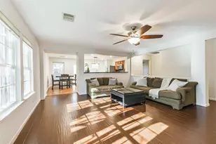 3711 Norwood Glen Ln, Friendswood, TX 77546 - Photo 8