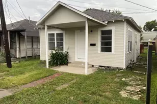 8213 E Erath St, Houston, TX 77012 - Photo 1