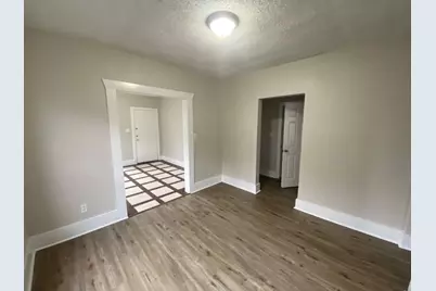 8213 E Erath Street, Houston, TX 77012 - Photo 6