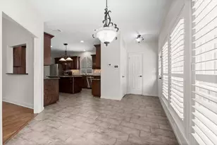 165 W Shadowpoint Cir, The Woodlands, TX 77381 - Photo 16