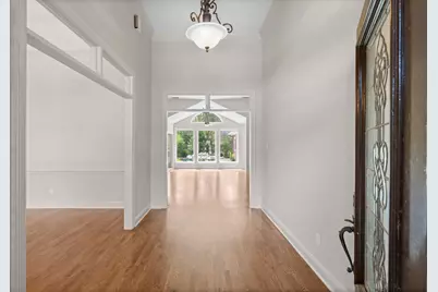 165 W Shadowpoint Circle, The Woodlands, TX 77381 - Photo 6