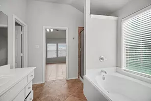 16523 Strathmore Manor Ln, Houston, TX 77090 - Photo 18