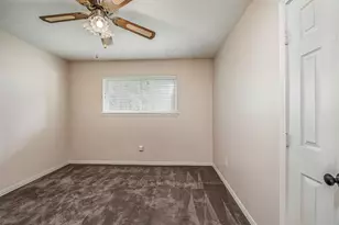 5826 Russell Ln, Baytown, TX 77521 - Photo 30