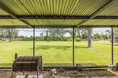 5826 Russell Lane, Baytown, TX 77521 - Photo 38