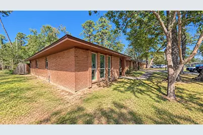 2118 Eagle Point Road, Crosby, TX 77532 - Photo 2